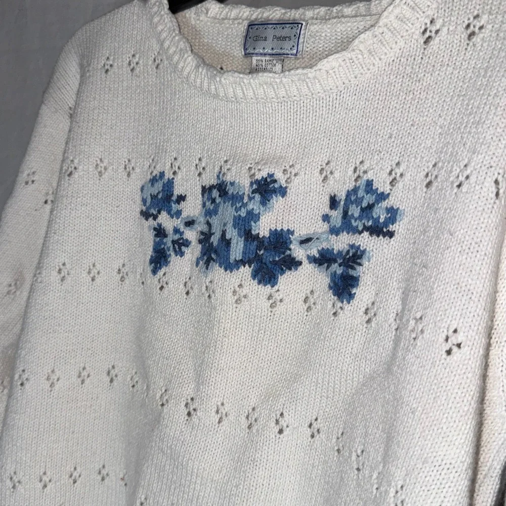 Gina Peters Vintage White Pointelle Knit Floral Embroidered Sweater Womens M
